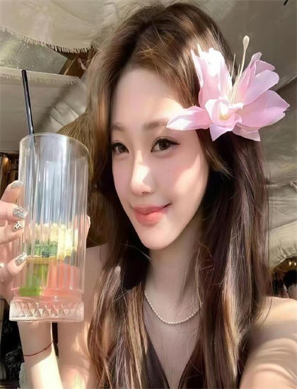 演员访谈：迈克尔杰克逊不容错过的：就是这样同类型作品对比：风格差异与特色比较